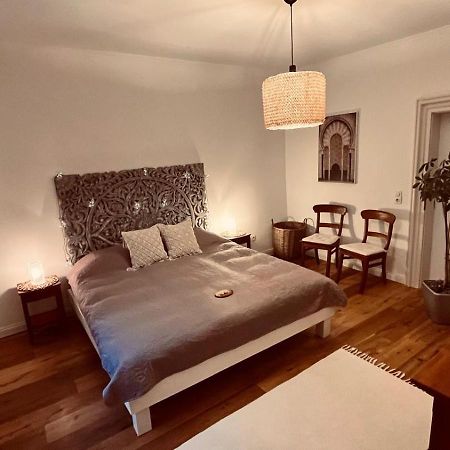 Apartment Am Schloss - Charme ซาร์บรึคเคน ภายนอก รูปภาพ