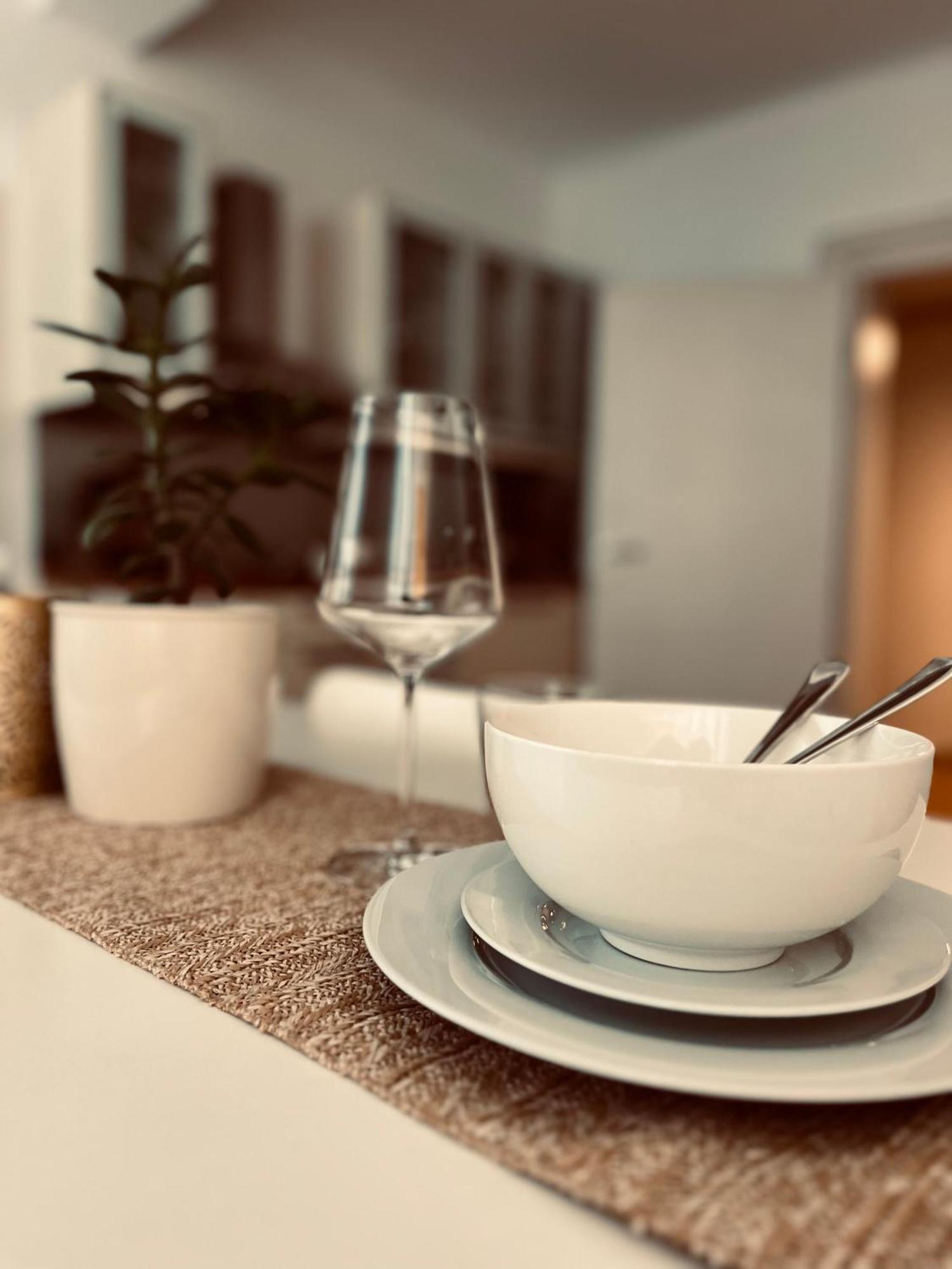 Apartment Am Schloss - Charme ซาร์บรึคเคน ภายนอก รูปภาพ