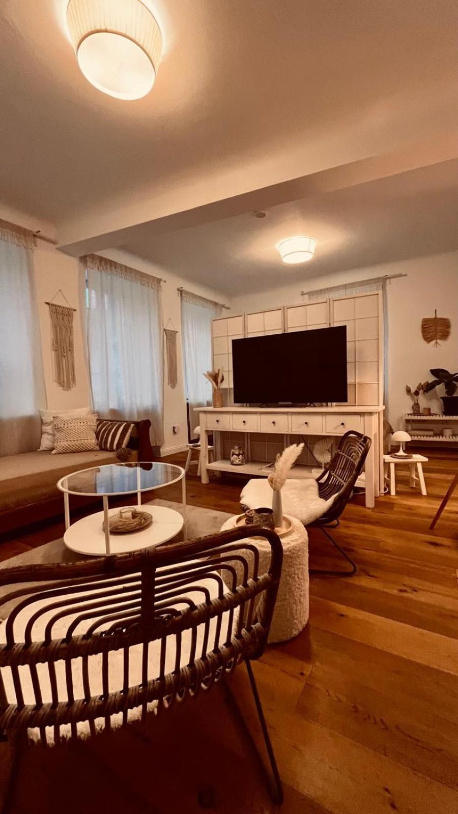 Apartment Am Schloss - Charme ซาร์บรึคเคน ภายนอก รูปภาพ